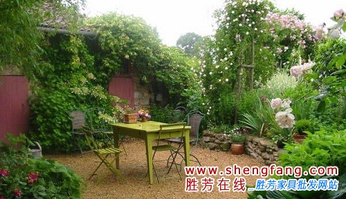 巧用戶外家具打造美麗私家花園